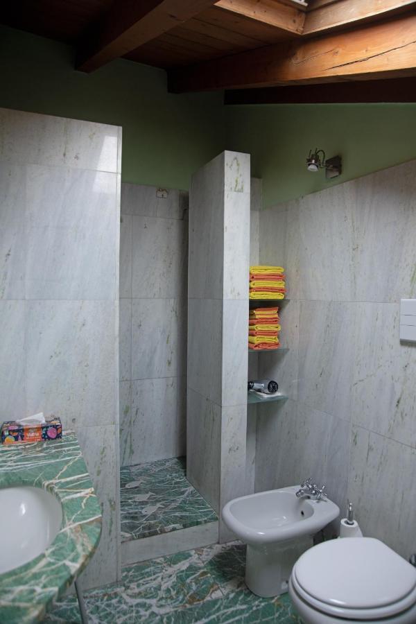 Appartamento Casa Dolce Casa Alzaia Grande Milano Esterno foto
